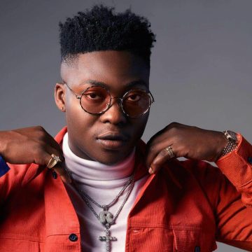 (Watch) Reekado Banks – Rora