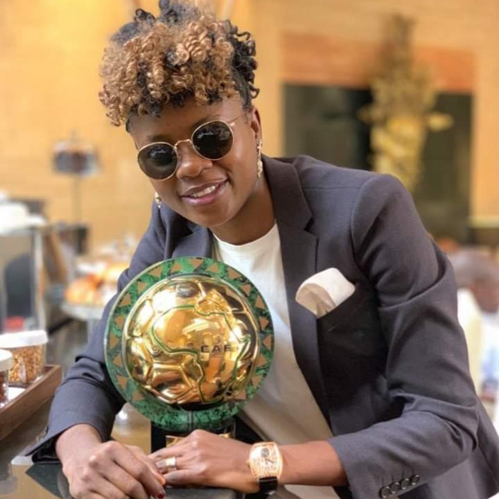 football gaelle enganamouit prend sa retraite2 21358709400171262828